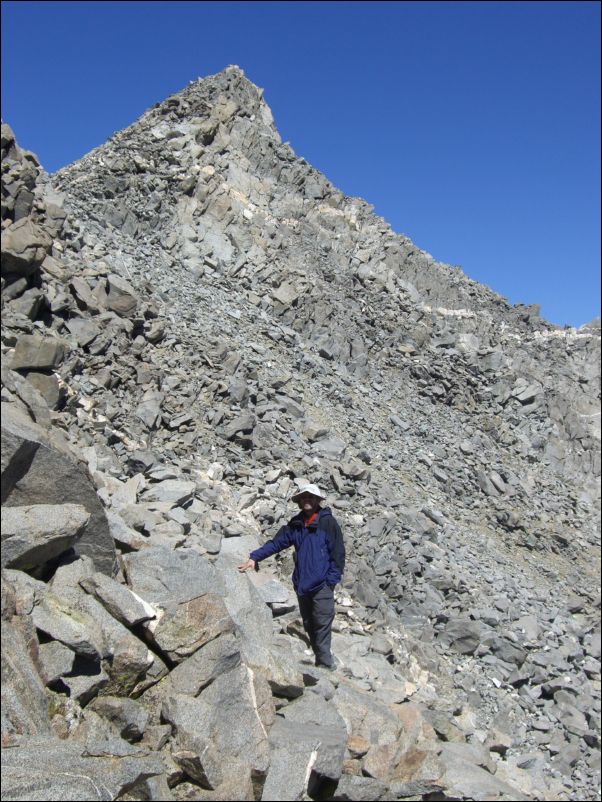 2006-09-23 Agassiz (15d) Me on way to summit